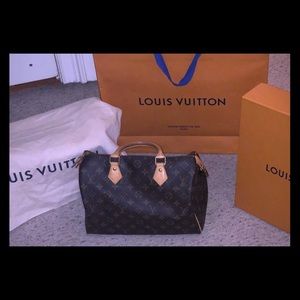 Louis Vuitton Speedy 30